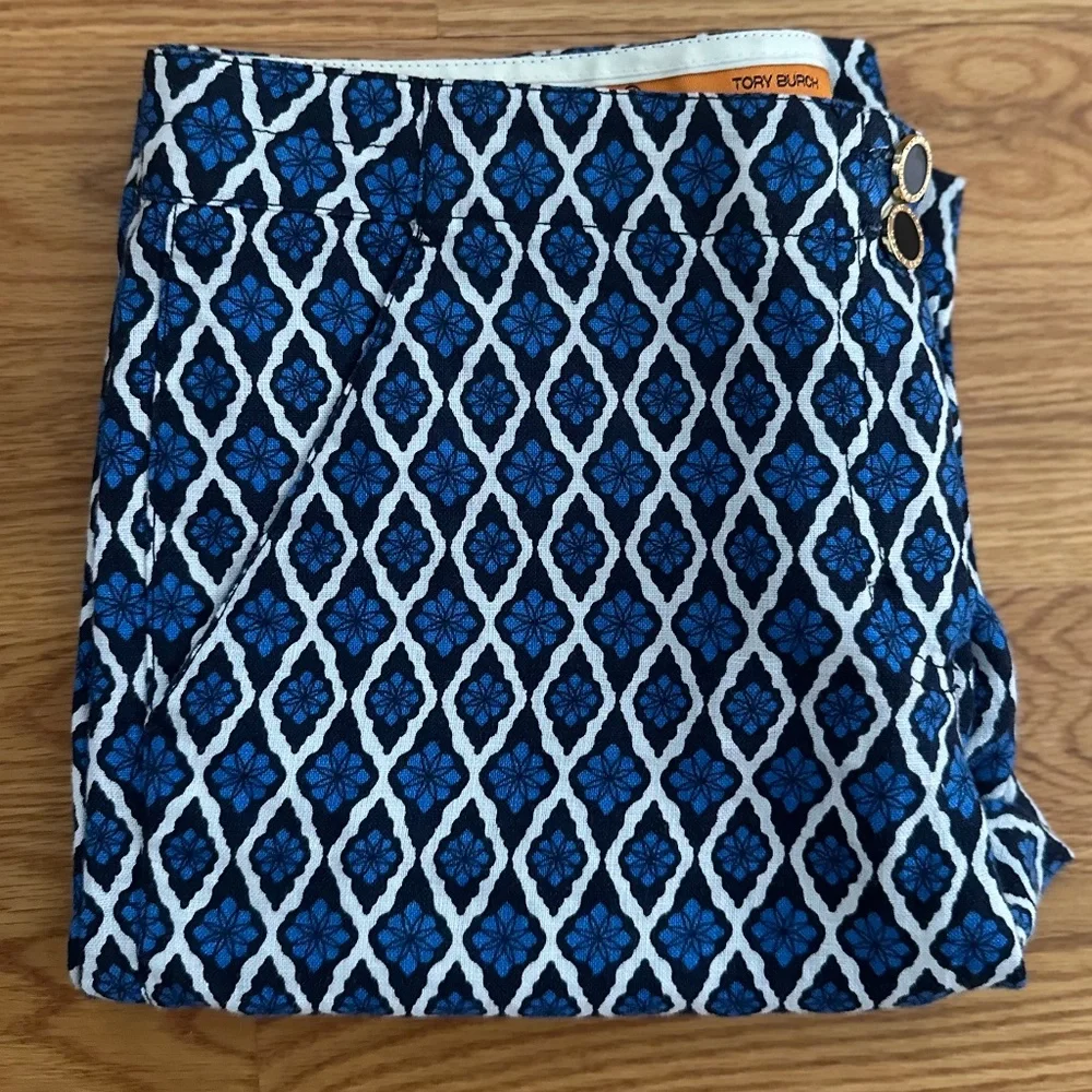 Tory Burch Linen Bermuda Short (6)